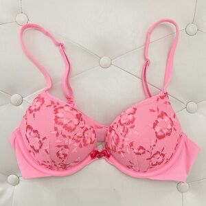 VICTORIA SECRET | body by Victoria push up bra